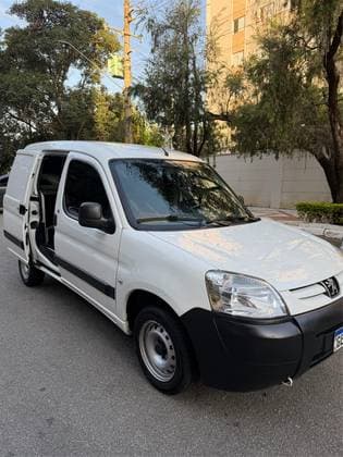 Carro 1.6 FURGÃO 800KG 16V FLEX 3P MANUAL