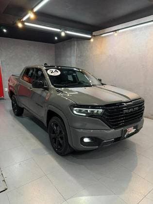 Carro 2.0 TURBO DIESEL LARAMIE 4X4 AUTOMÁTICO