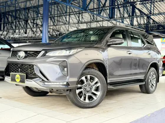 Carro 2.8 D-4D TURBO DIESEL DIAMOND 7L 4X4 AUTOMÁTICO
