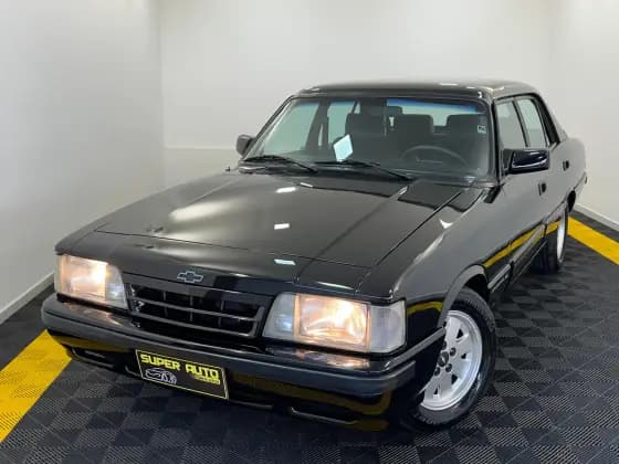 Carro 4.1 DIPLOMATA SE 12V GASOLINA 4P AUTOMÁTICO