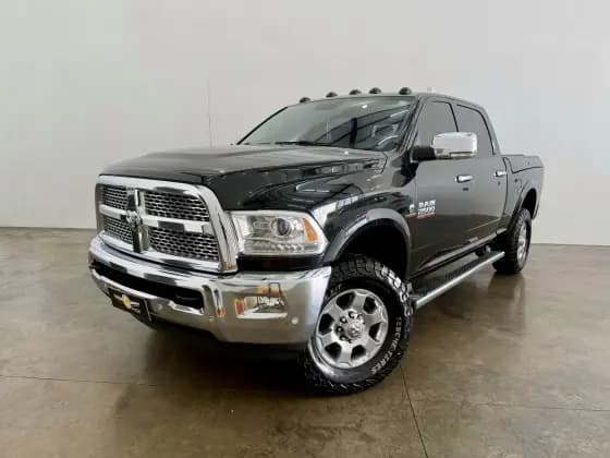 Carro 6.7 2500 LARAMIE 4X4 CD I6 TURBO DIESEL 4P AUTOMÁTICO