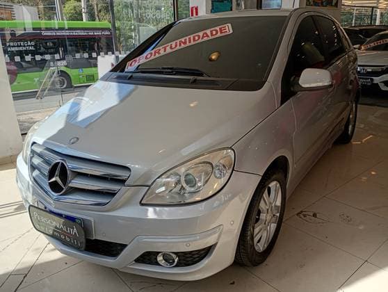 Carro 1.7 8V GASOLINA 4P AUTOMÁTICO