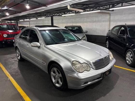 Carro 1.8 16V GASOLINA 4P AUTOMÁTICO