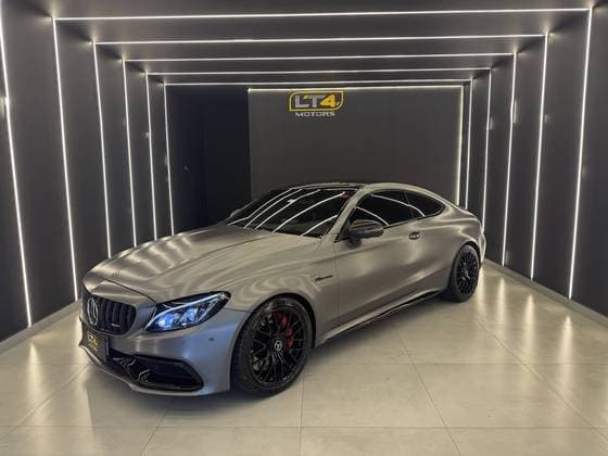 Carro 4.0 V8 TURBO GASOLINA S COUPÉ SPEEDSHIFT