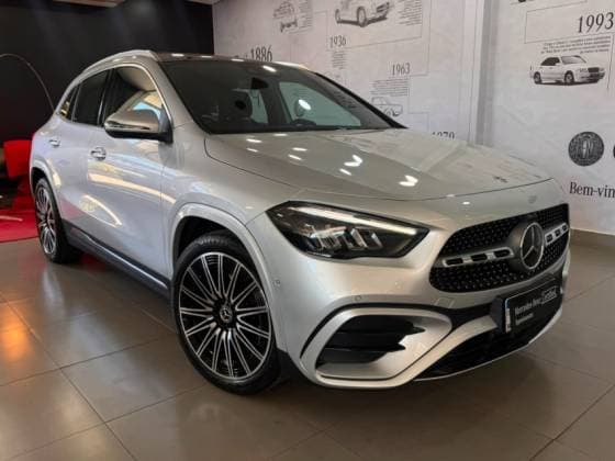 Carro 1.3 MHEV AMG LINE 7G-DCT