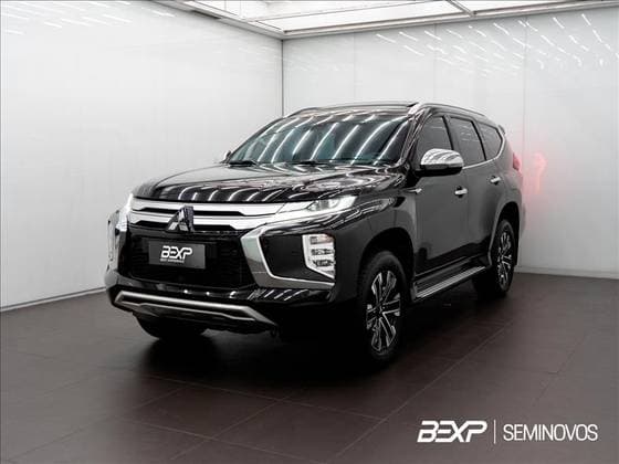 Carro 2.4 16V MIVEC TURBO DIESEL HPE-S AWD AUTOMÁTICO