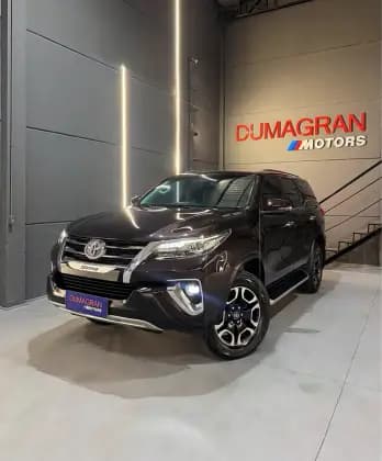 Carro 2.8 SRX DIAMOND 4X4 7 LUGARES 16V TURBO INTERCOOLER DIESEL 4P AUTOMÁTICO