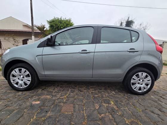 Carro 1.6 MPI ESSENCE 16V FLEX 4P MANUAL