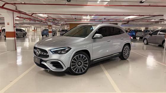 Carro 1.3 MHEV AMG LINE 7G-DCT