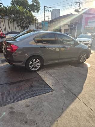 Carro 1.5 LX 16V FLEX 4P AUTOMÁTICO