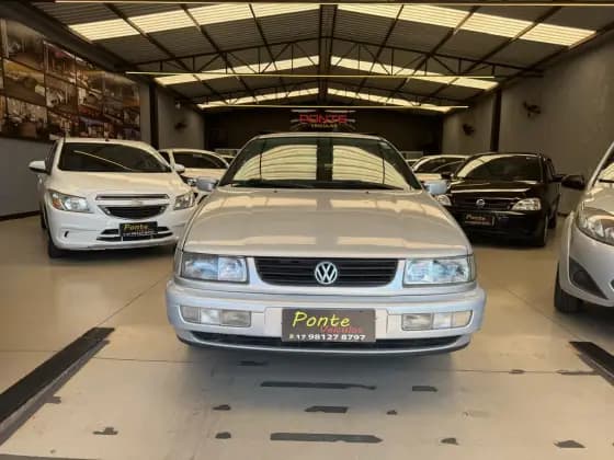 Carro 2.0 GL 8V GASOLINA 4P MANUAL