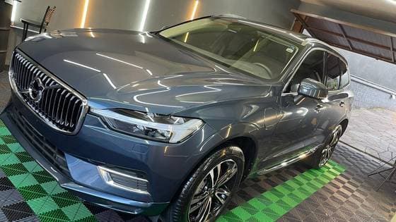 Carro 2.0 T8 HYBRID MOMENTUM AWD GEARTRONIC