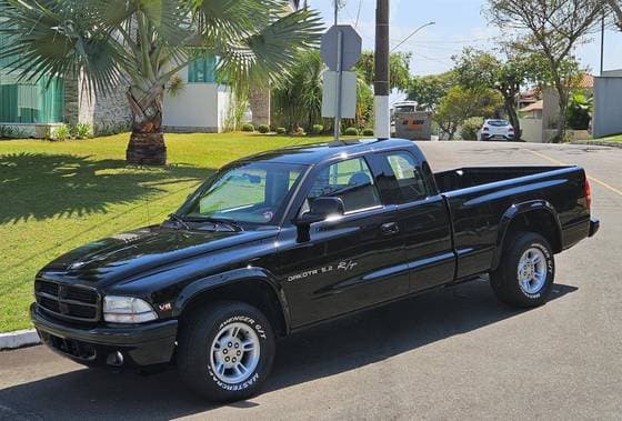 Carro 5.2 R/T 4X2 CE V8 16V GASOLINA 2P AUTOMÁTICO