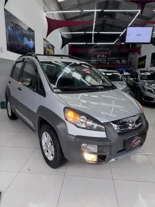 Carro 1.8 MPI ADVENTURE 16V FLEX 4P MANUAL