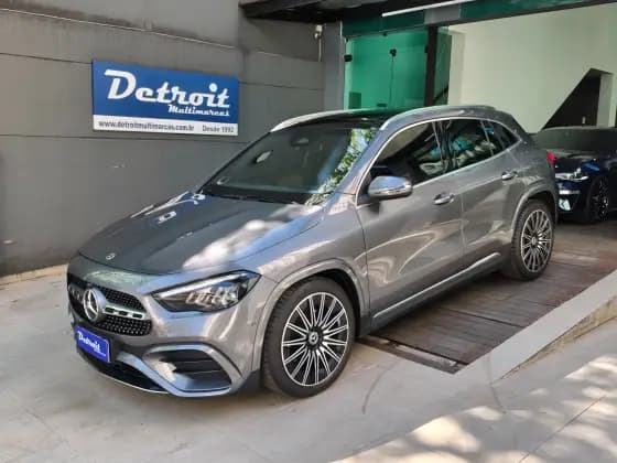 Carro 1.3 MHEV AMG LINE 7G-DCT