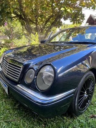 Carro 4.2 ELEGANCE V8 GASOLINA 4P AUTOMÁTICO
