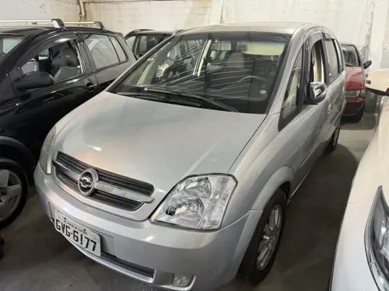 Carro 1.8 MPFI CD 8V GASOLINA 4P MANUAL