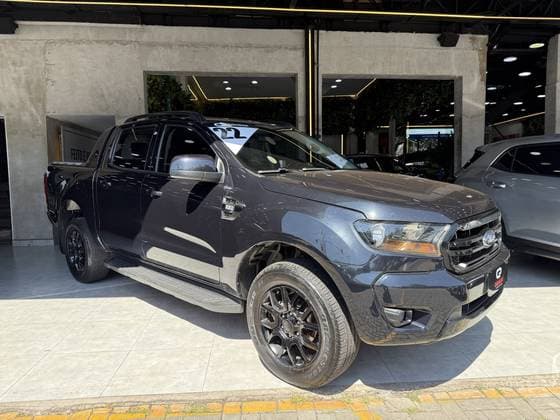 Carro 2.2 BLACK 4X2 CD 16V DIESEL 4P AUTOMÁTICO