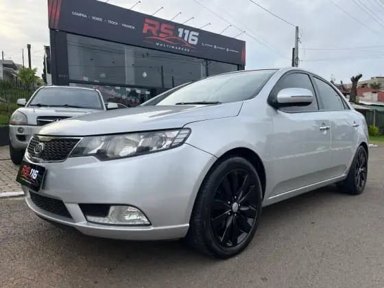 Carro 1.6 SX3 16V GASOLINA 4P AUTOMÁTICO
