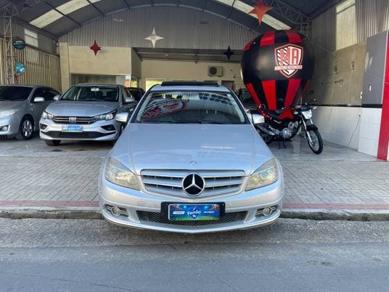 Carro 1.8 AVANTGARDE TOURING KOMPRESSOR 16V GASOLINA 4P AUTOMÁTICO