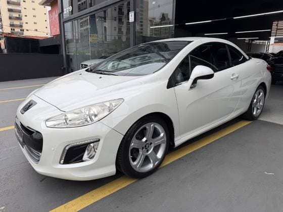 Carro 1.6 16V TURBO GASOLINA 2P AUTOMÁTICO