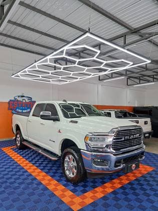 Carro 6.7 I6 TURBO DIESEL LARAMIE CD 4X4 AUTOMÁTICO