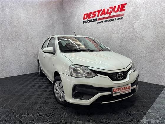 Carro 1.5 X SEDAN 16V FLEX 4P AUTOMÁTICO