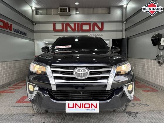 Carro 2.7 SRV 7 LUGARES 4X2 16V FLEX 4P AUTOMÁTICO