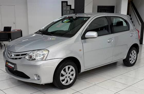 Carro 1.3 XS 16V FLEX 4P MANUAL