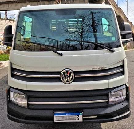 Carro 2.8 TURBO DIESEL CHASSI 4X2 MANUAL