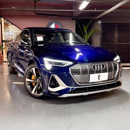 Carro ELÉTRICO SPORTBACK S QUATTRO