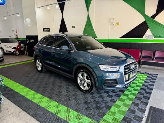 Carro 2.0 TFSI AMBIENTE QUATTRO 4P GASOLINA S TRONIC