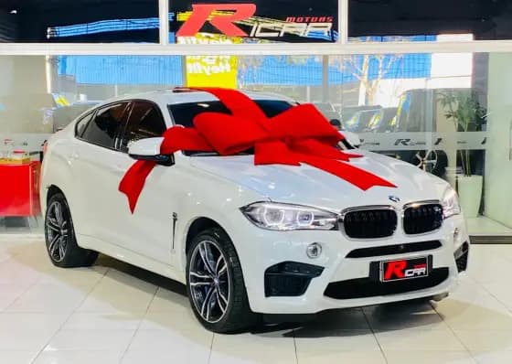 Carro 4.4 M 4X4 COUPÉ V8 32V BI-TURBO GASOLINA 4P AUTOMÁTICO