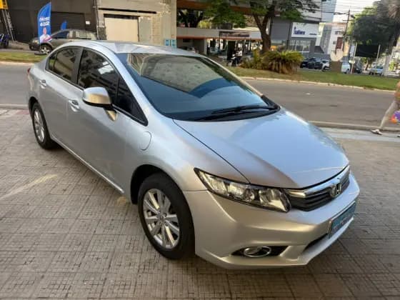 Carro 1.8 LXS 16V FLEX 4P AUTOMÁTICO