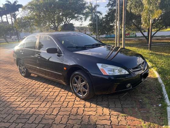 Carro 2.4 LX 16V GASOLINA 4P AUTOMÁTICO