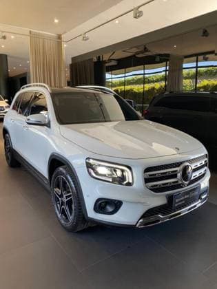 Carro 1.3 CGI GASOLINA PROGRESSIVE 7G-DCT