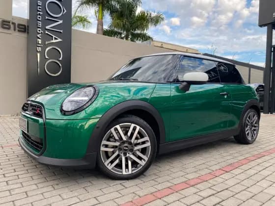 Carro 2.0 16V TWINPOWER GASOLINA S EXCLUSIVE 2P STEPTRONIC