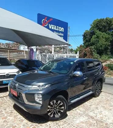 Carro 2.4 16V MIVEC TURBO DIESEL HPE AWD AUTOMÁTICO