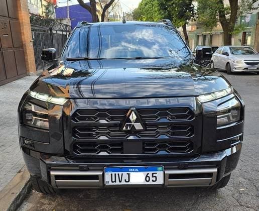 Carro 2.4 BITURBO DIESEL CD KATANA 4X4 AUTOMÁTICO