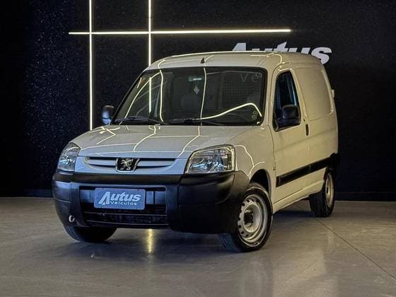 Carro 1.6 FURGÃO 800KG 16V FLEX 3P MANUAL
