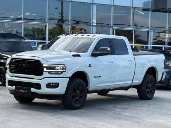 Carro 6.7 I6 TURBO DIESEL LARAMIE CD 4X4 AUTOMÁTICO