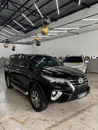Carro 2.8 SRX 4X4 7 LUGARES 16V TURBO INTERCOOLER DIESEL 4P AUTOMÁTICO