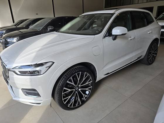 Carro 2.0 T8 HYBRID INSCRIPTION AWD GEARTRONIC