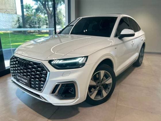 Carro 2.0 45 TFSI GASOLINA SPORTBACK S LINE BLACK QUATTRO S TRONIC