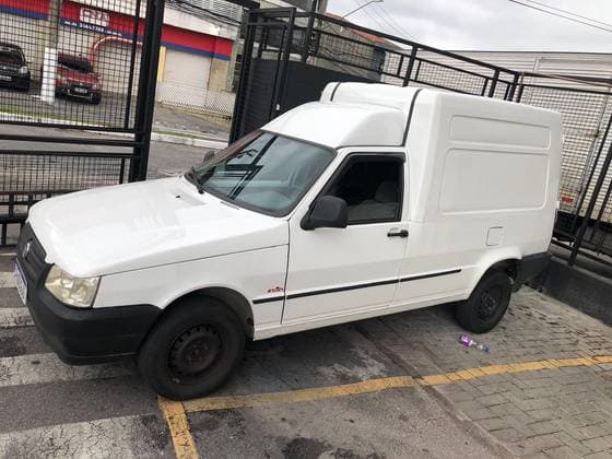 Carro 1.3 MPI FURGÃO 8V FLEX 2P MANUAL