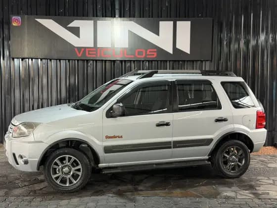 Carro 1.6 XLT FREESTYLE 8V FLEX 4P MANUAL
