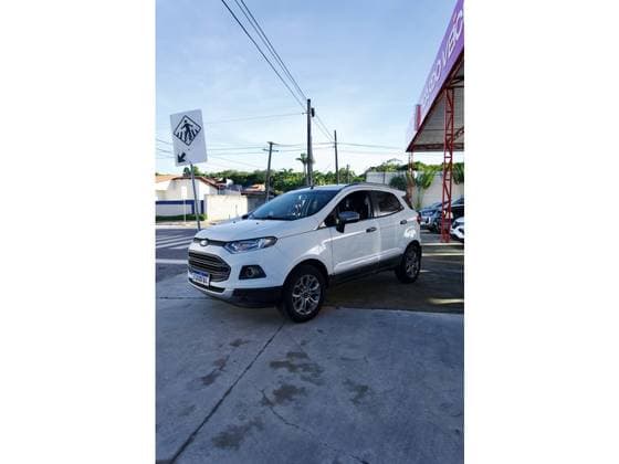 Carro 1.6 FREESTYLE PLUS 16V FLEX 4P POWERSHIFT