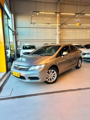 Carro 1.8 LXS 16V FLEX 4P AUTOMÁTICO