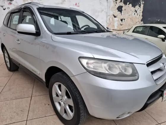Carro 2.7 MPFI GLS 7 LUGARES V6 24V GASOLINA 4P AUTOMÁTICO