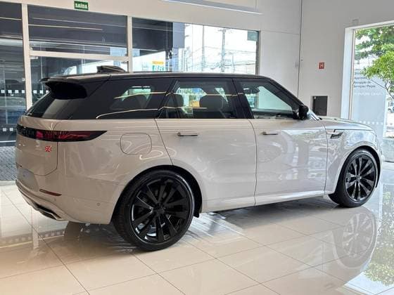 Carro 3.0 P550e PHEV AUTOBIOGRAPHY AWD AUTOMÁTICO